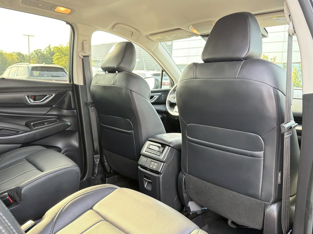 Used 2023 Subaru Ascent Limited AWD/4WD image 19