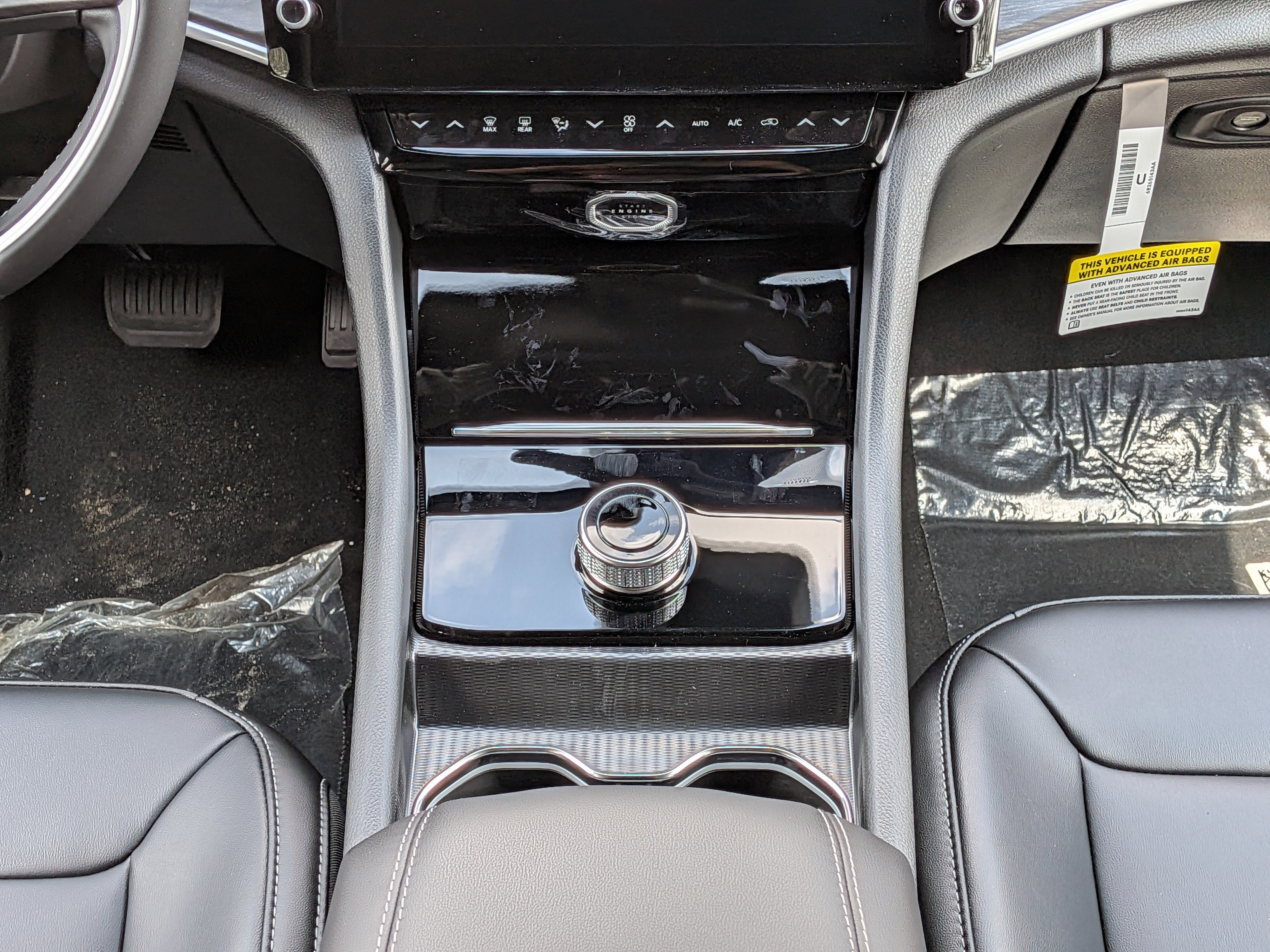 New 2026 Jeep Grand Cherokee Limited w/ Limited Altitude Package RWD image 18