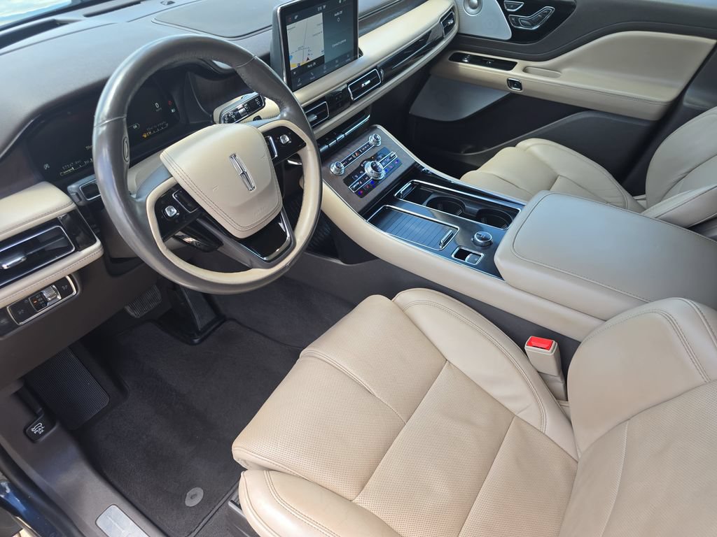 Used 2022 Lincoln Aviator Reserve w/ Equipment Group 201A AWD/4WD image 17