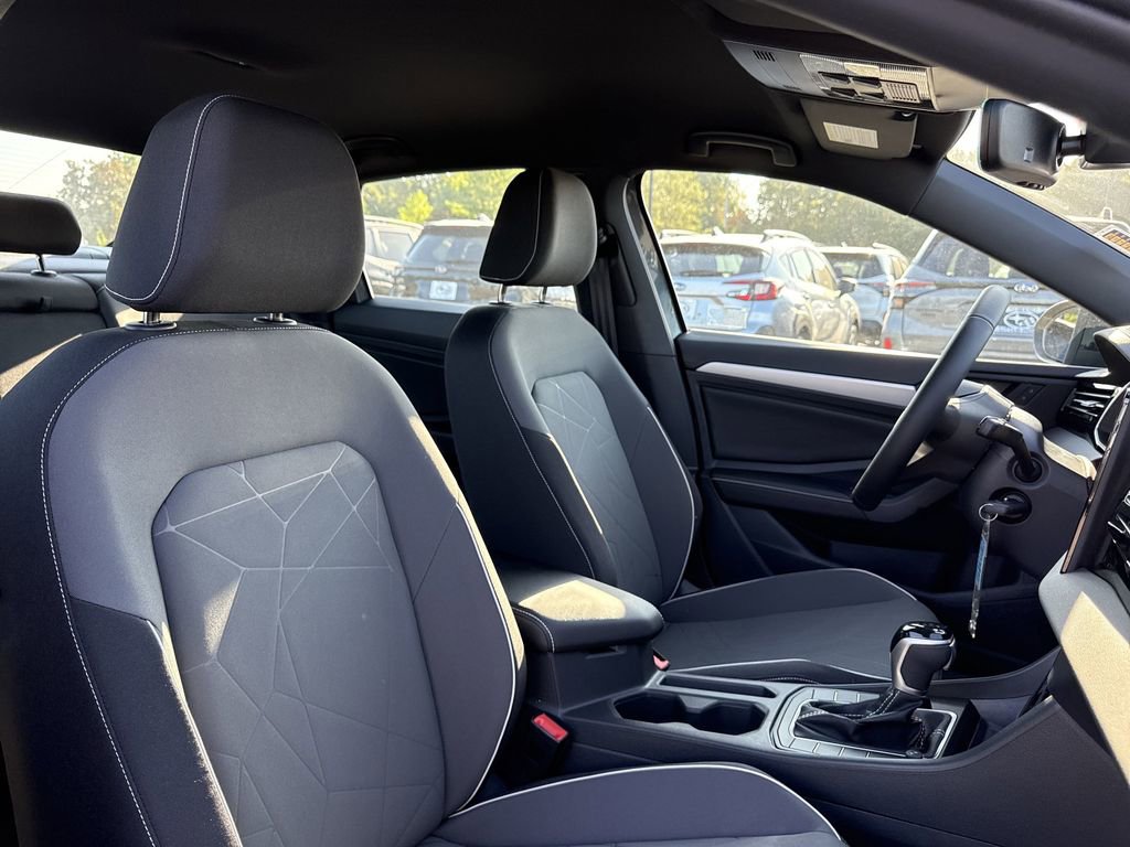 New 2025 Volkswagen Jetta Sport image 18
