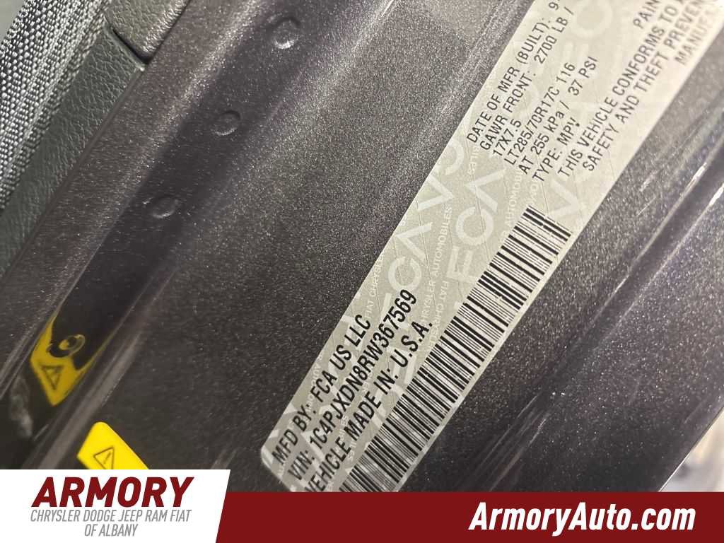 Used 2024 Jeep Wrangler Willys image 36