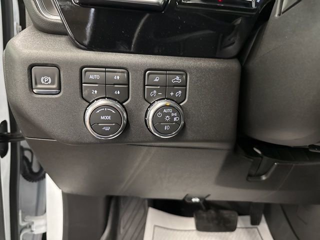 New 2026 GMC Sierra 2500 SLT w/ SLT Convenience Package image 19