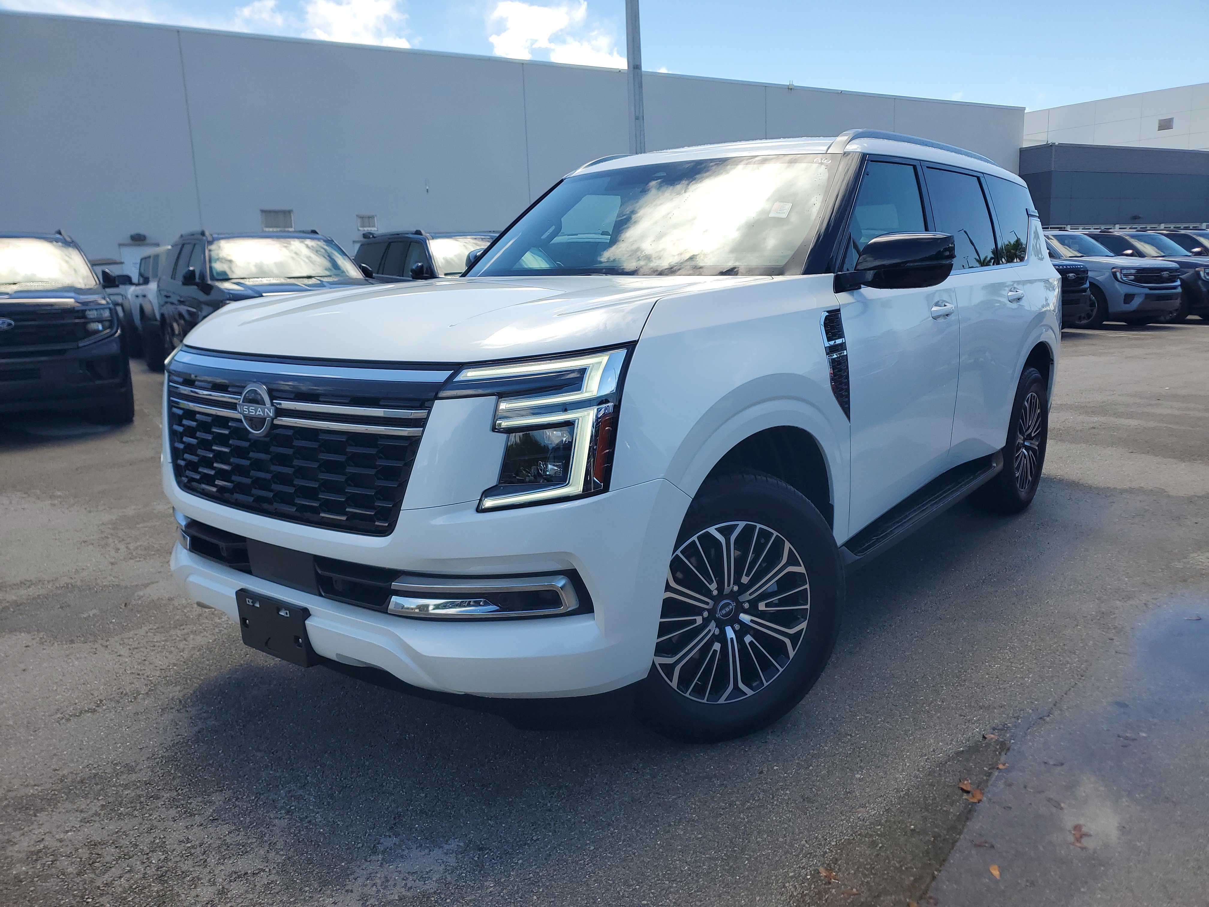 Certified 2025 Nissan Armada SL w/ Captain's Chari Seat Package image 33