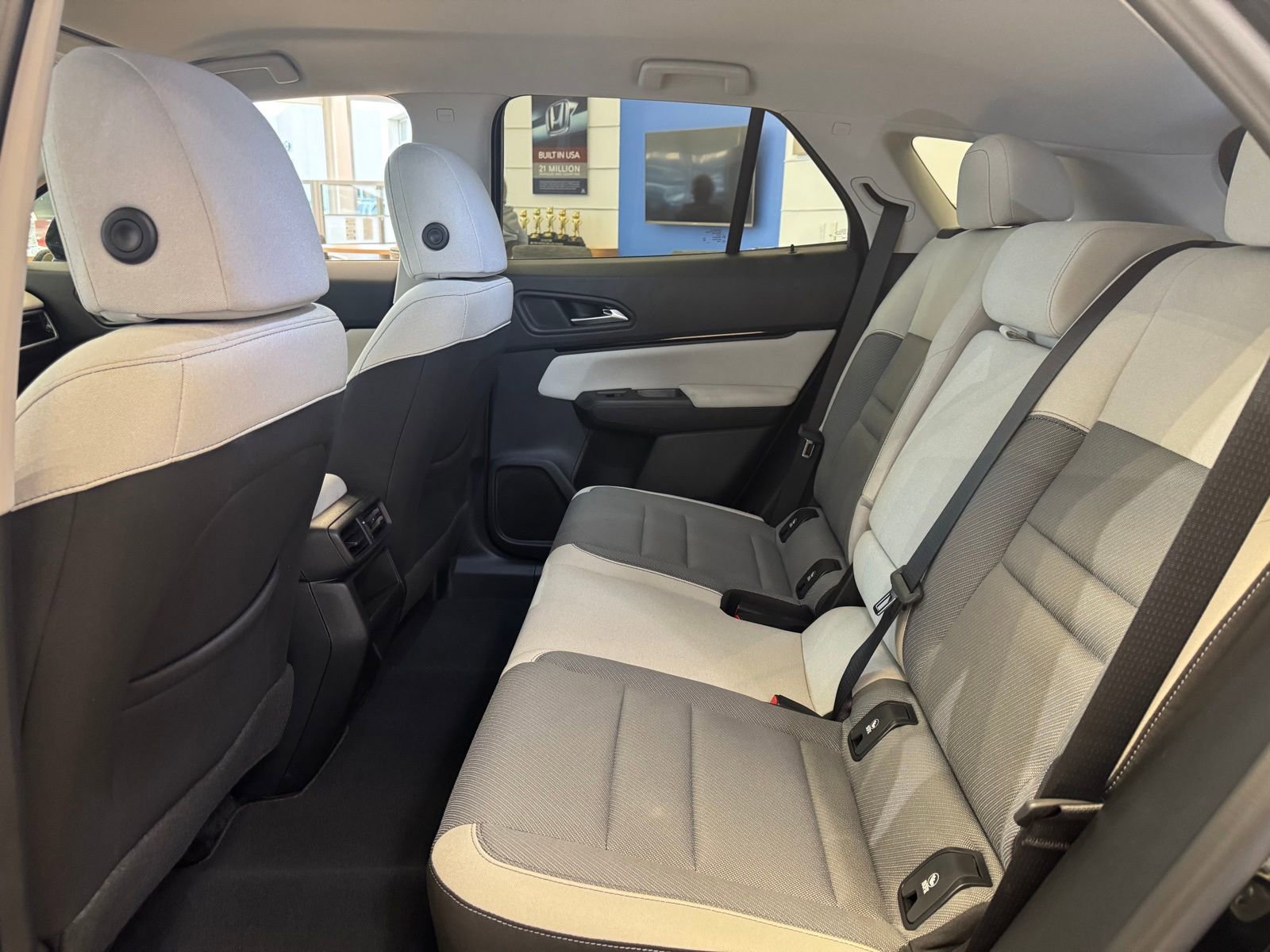 New 2025 Honda Prologue EX image 12