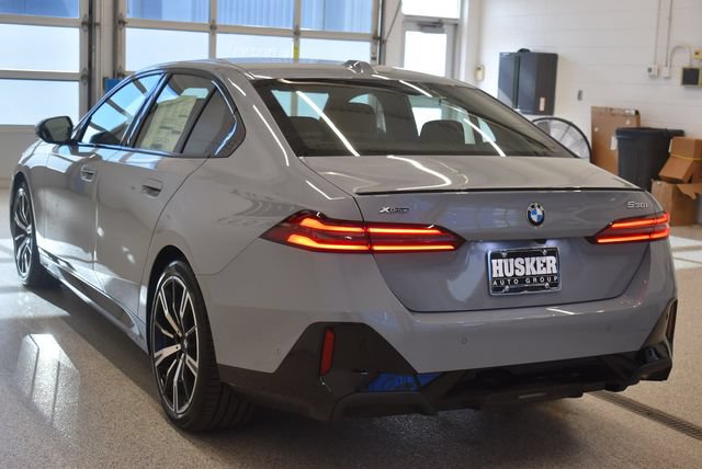 New 2027 BMW 530i xDrive w/ M Sport Package AWD/4WD image 10