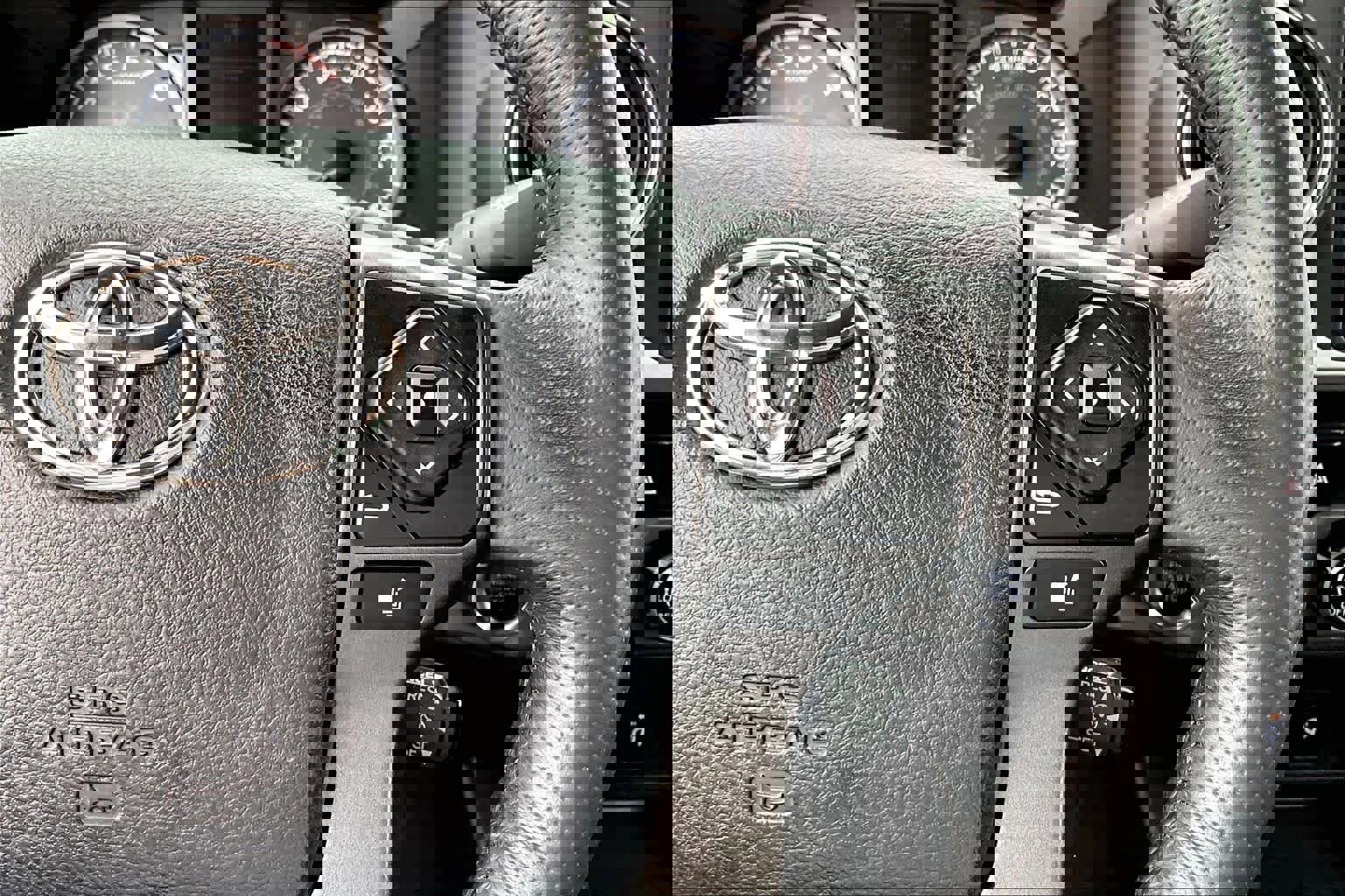 Used 2017 Toyota Tacoma TRD Off-Road w/ Tow Package RWD image 25