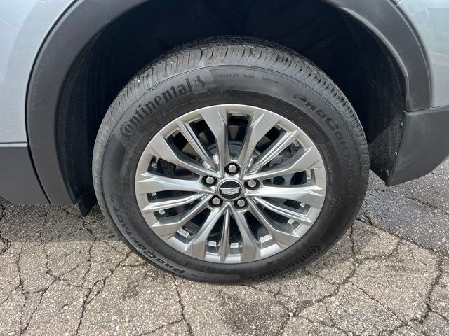 Used 2024 Cadillac XT4 Premium Luxury AWD/4WD image 9