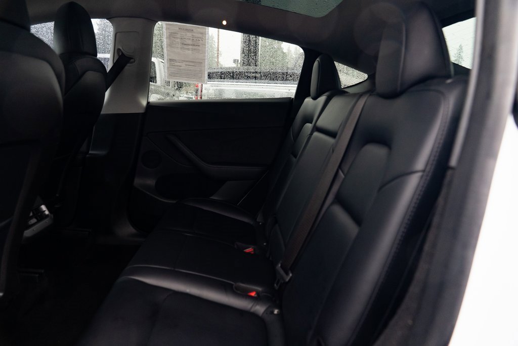 Used 2023 Tesla Model Y Long Range image 17