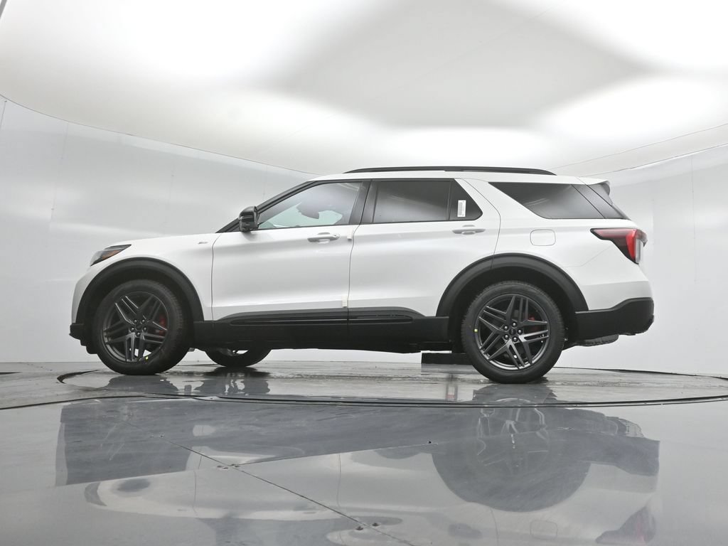 New 2026 Ford Explorer ST-Line w/ ST-Line Street Pack RWD image 53