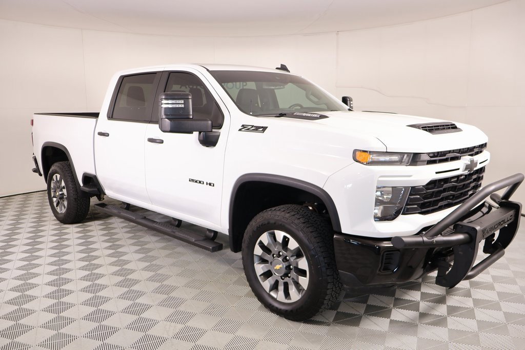 Used 2024 Chevrolet Silverado 2500 Custom w/ Custom Value Package