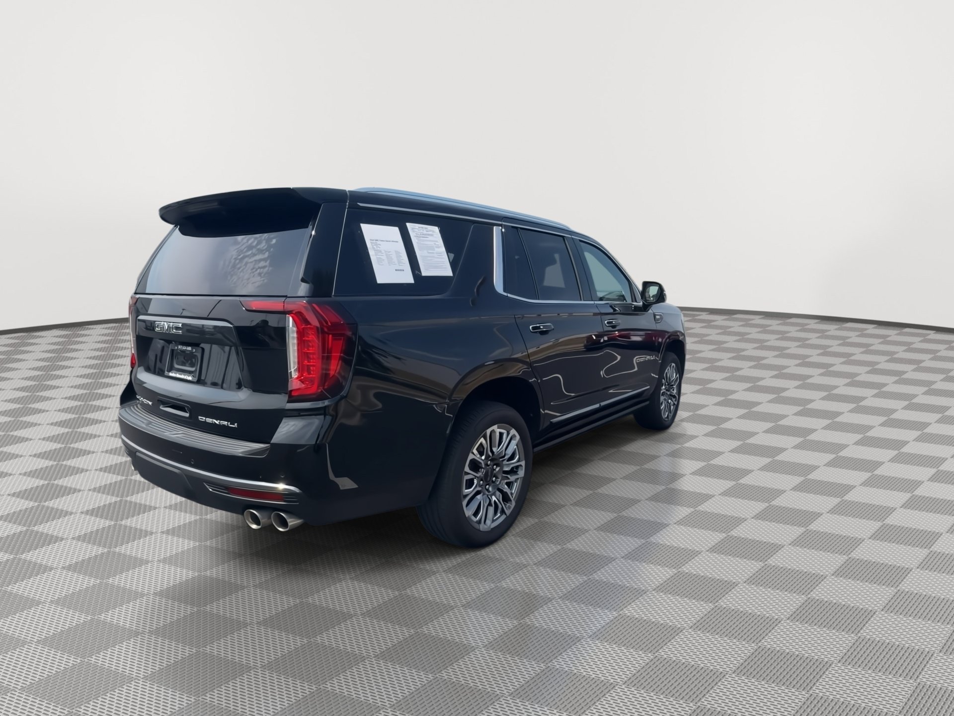 Certified 2024 GMC Yukon Denali Ultimate AWD/4WD image 8