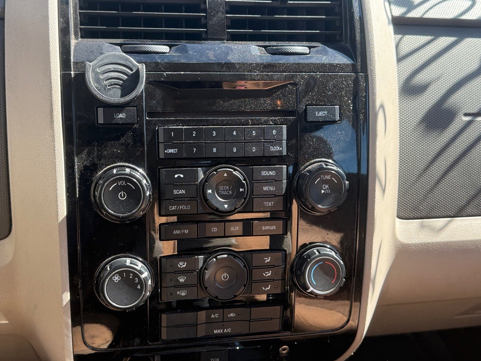 Used 2011 MAZDA Tribute i Sport image 8