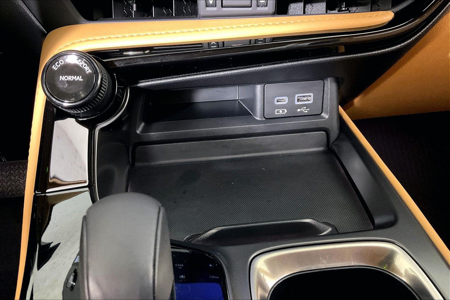 Used 2024 Lexus NX 350 AWD w/ Cold Area Package image 32