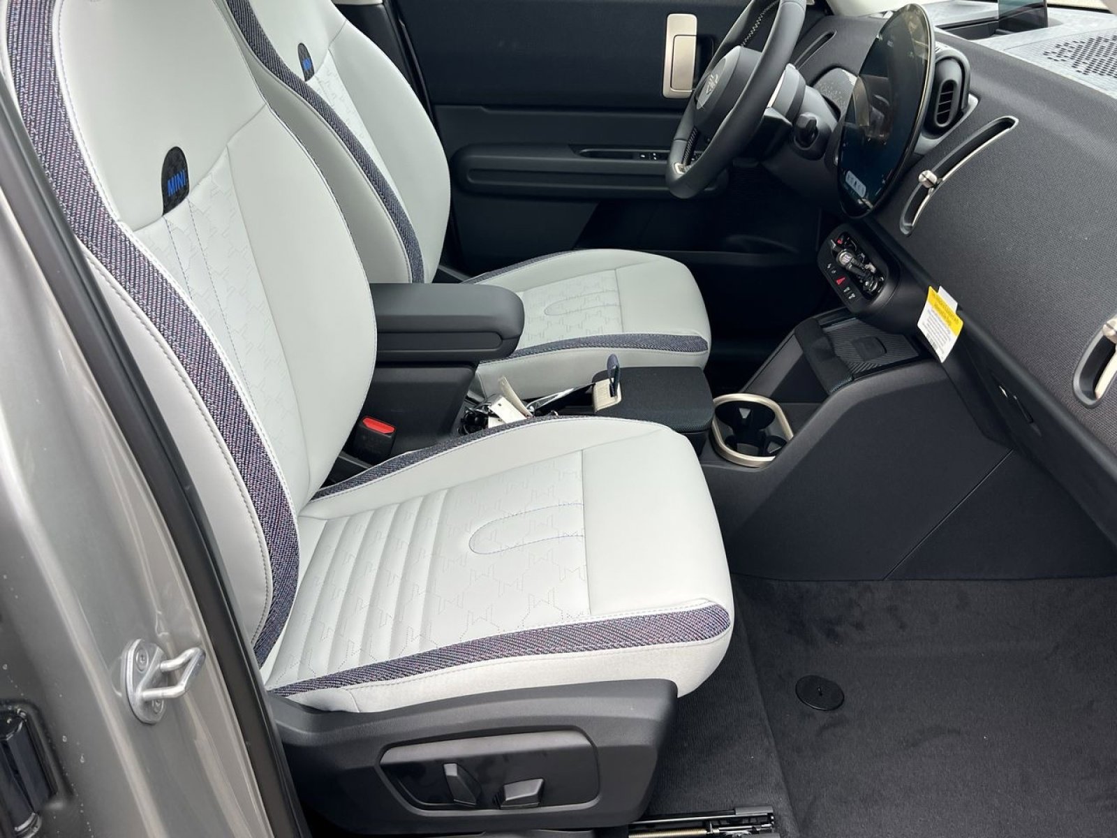 Certified 2025 MINI Cooper Countryman S image 26