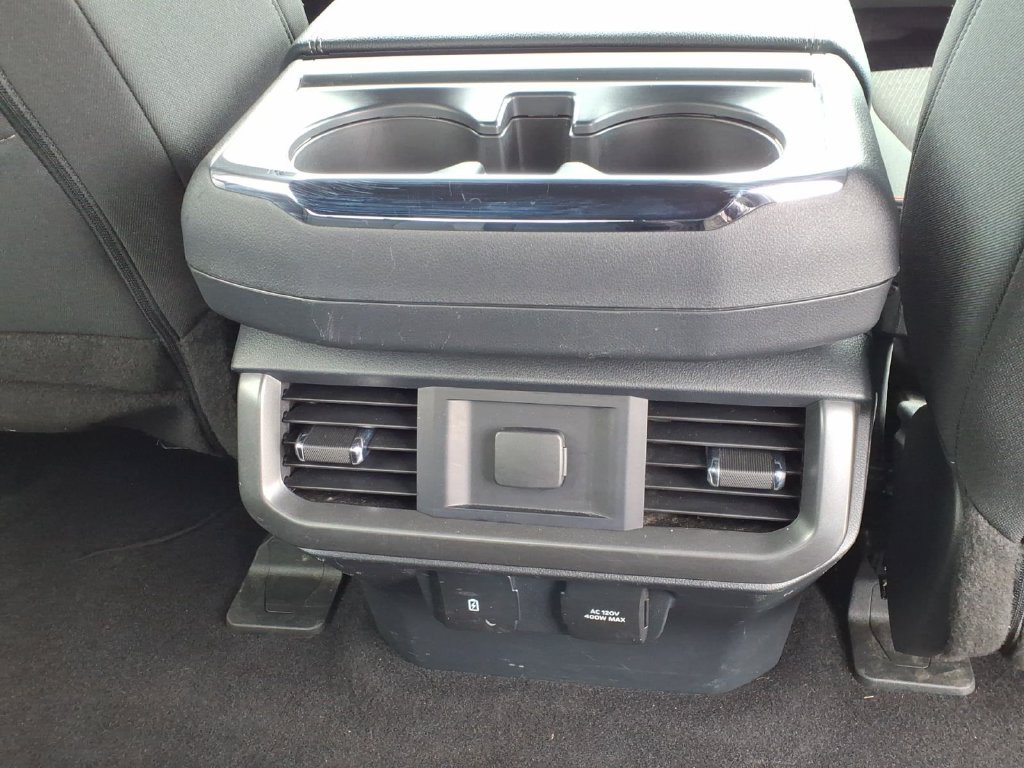 Used 2024 Ford F150 XLT w/ XLT Black Appearance Package AWD/4WD image 17