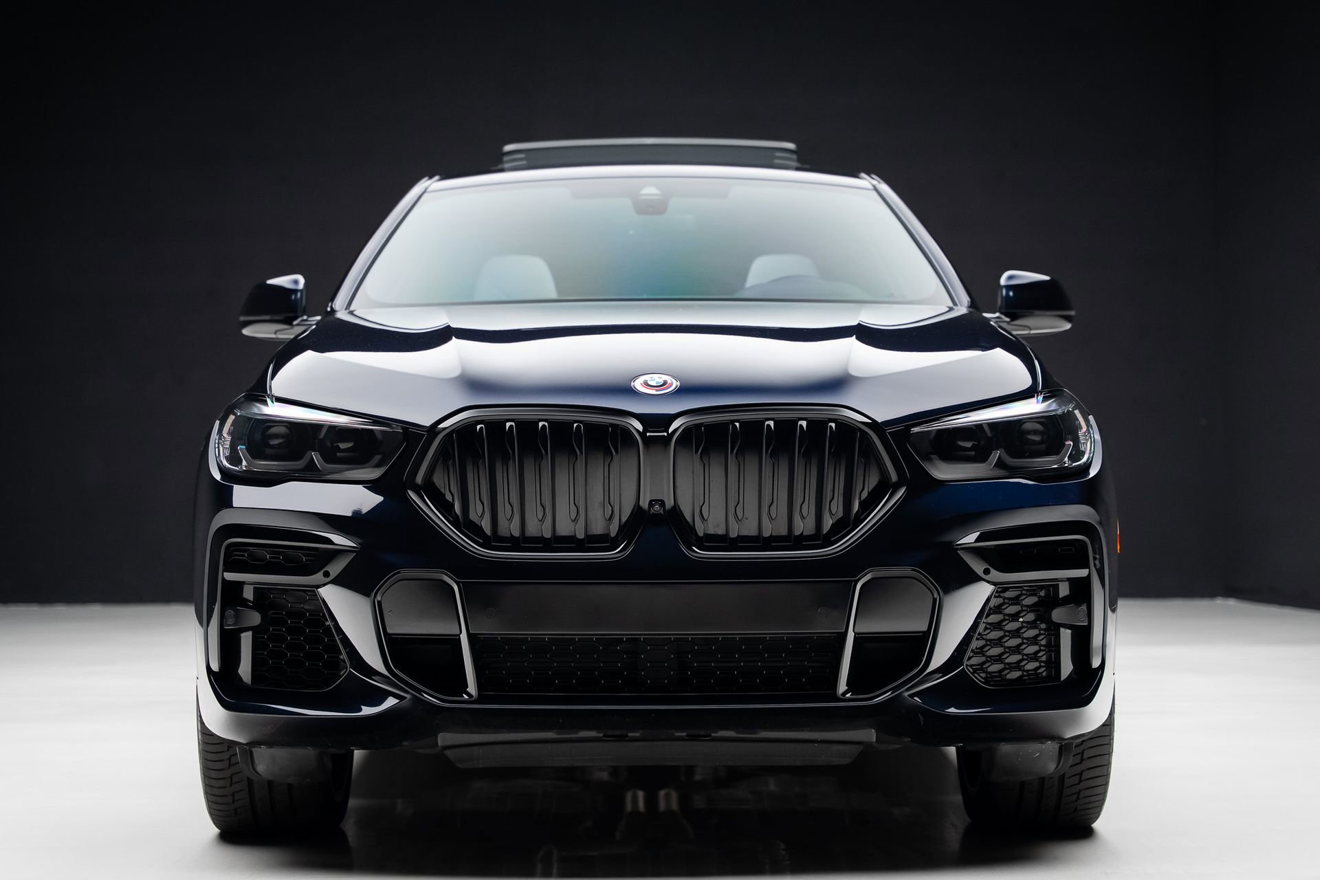 Used 2023 BMW X6 M50i w/ Parking Assistance Package AWD/4WD image 8