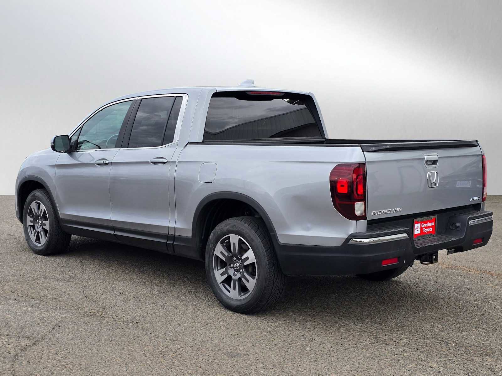 Used 2017 Honda Ridgeline RTL-T image 6