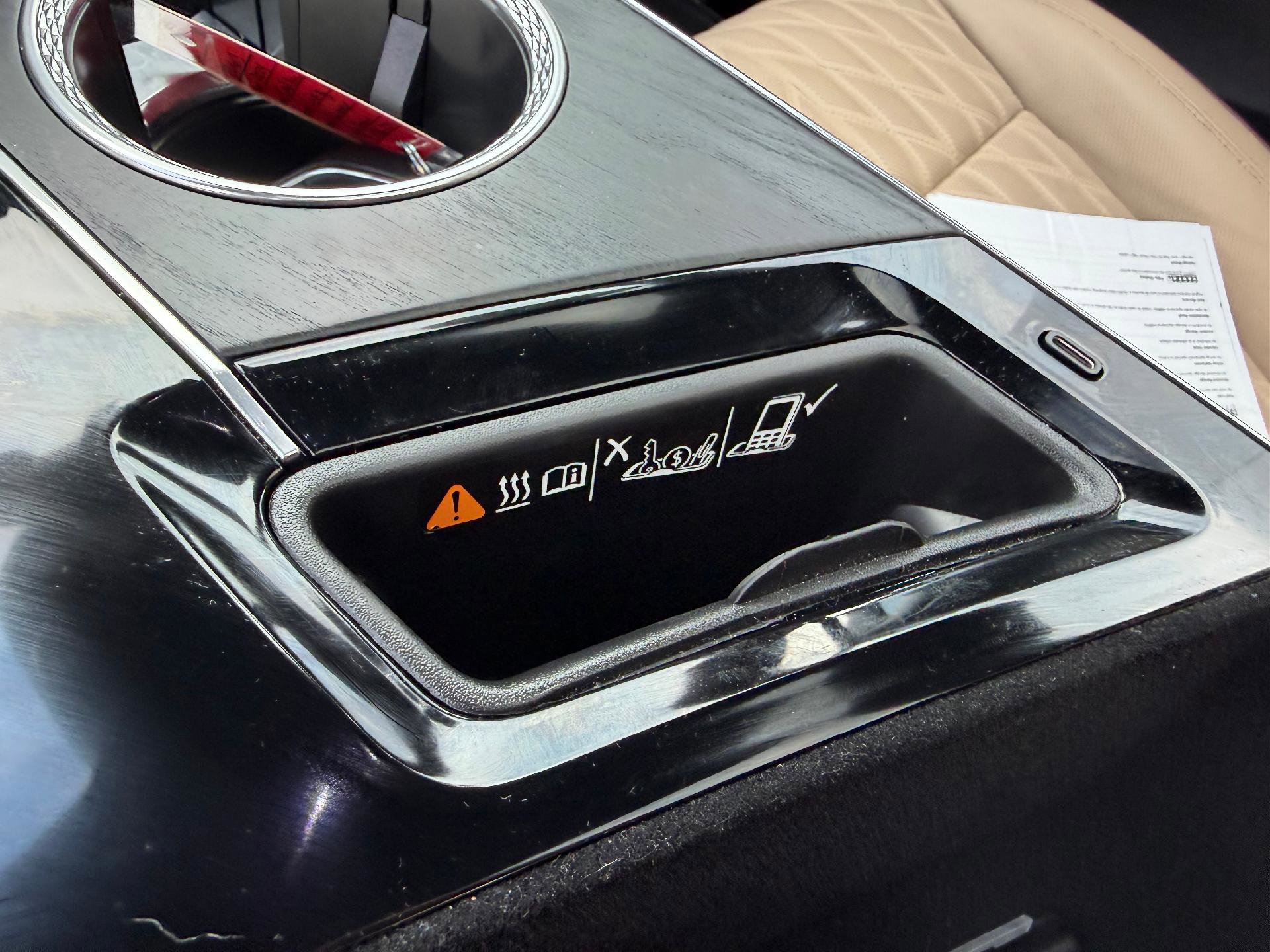 Certified 2024 Cadillac Lyriq Luxury w/ Nappa Leather Package image 34