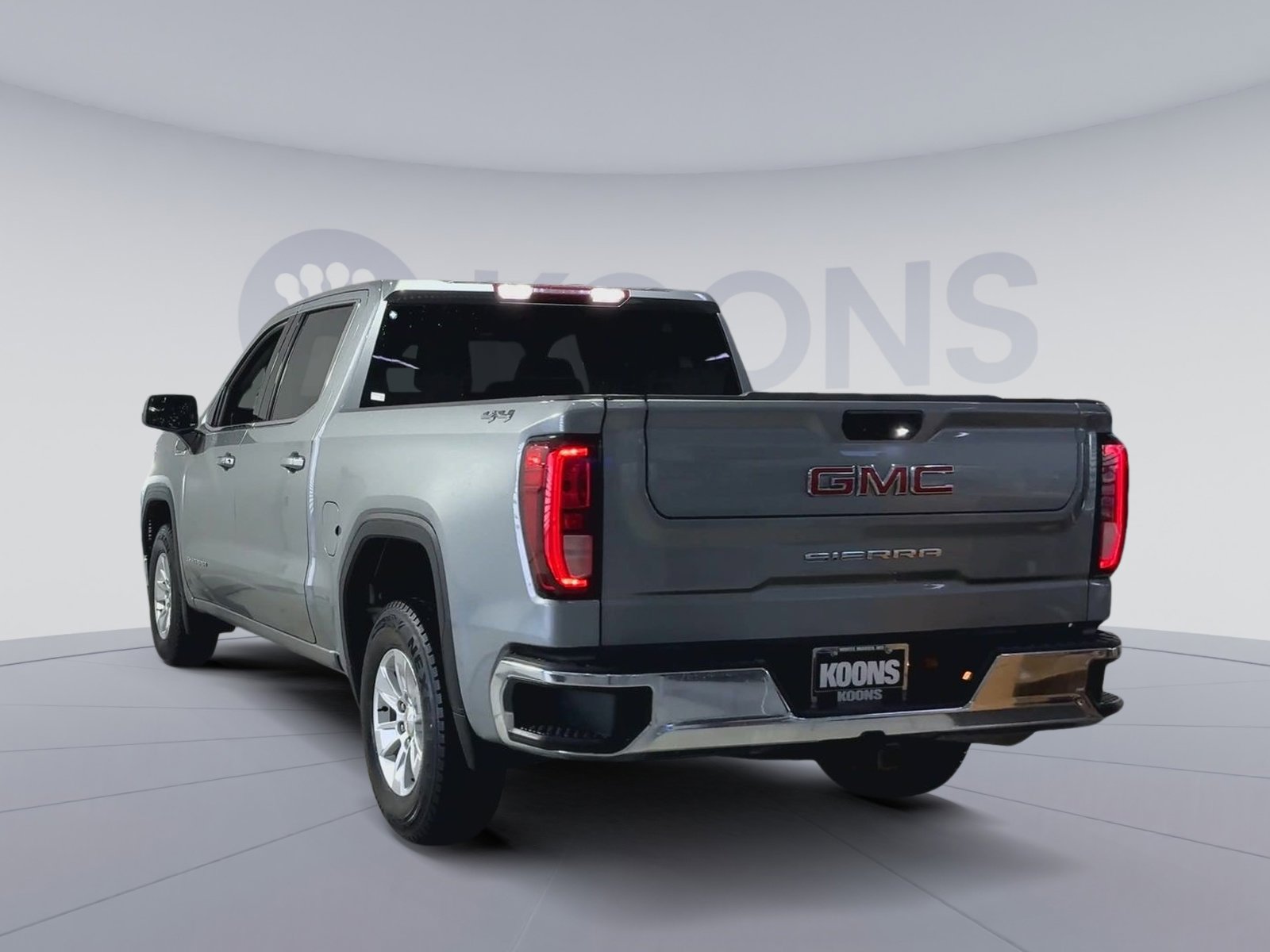 Used 2023 GMC Sierra 1500 SLE w/ Enhanced Capability Package image 10