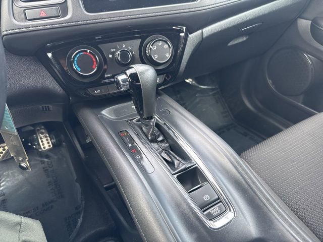 Certified 2021 Honda HR-V Sport image 19