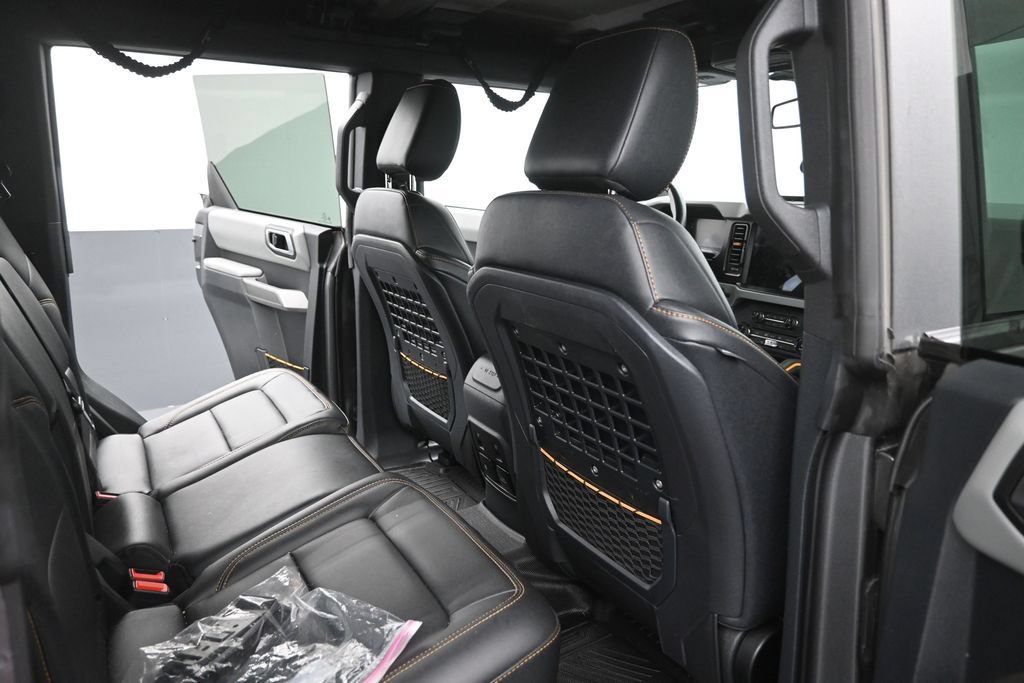 Certified 2022 Ford Bronco Badlands AWD/4WD image 14