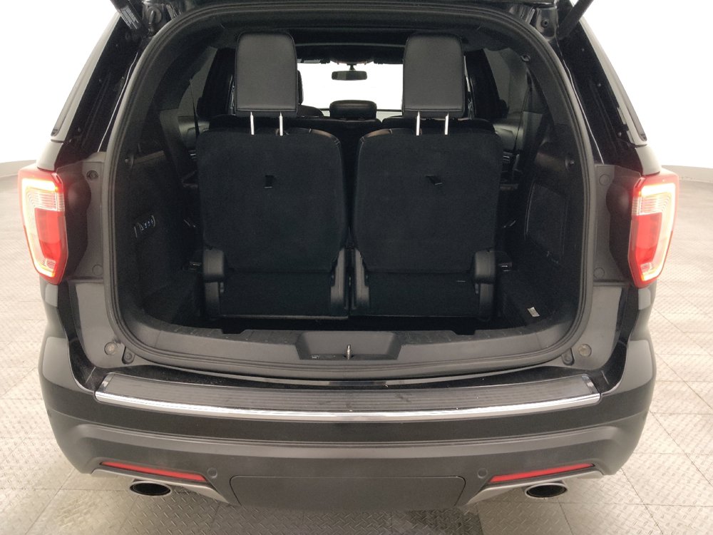 Used 2019 Ford Explorer Limited w/ Class III Trailer Tow Package FWD image 29