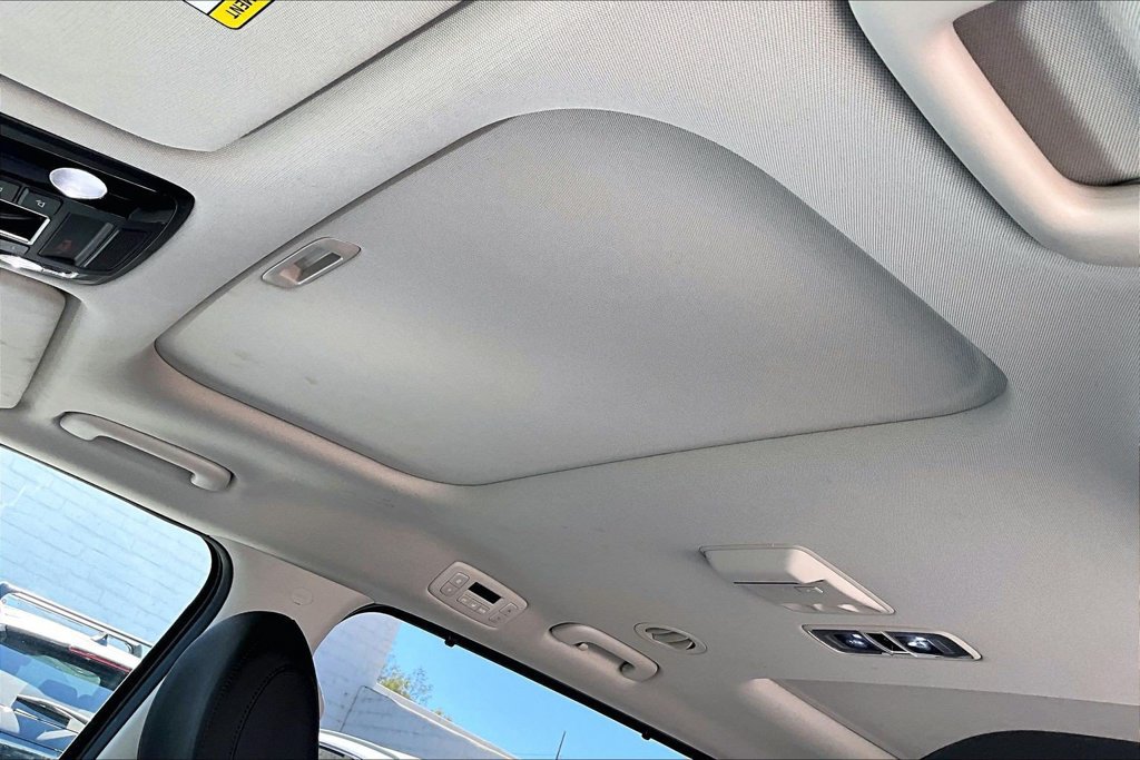 Used 2024 Kia Carnival SX Prestige FWD image 14
