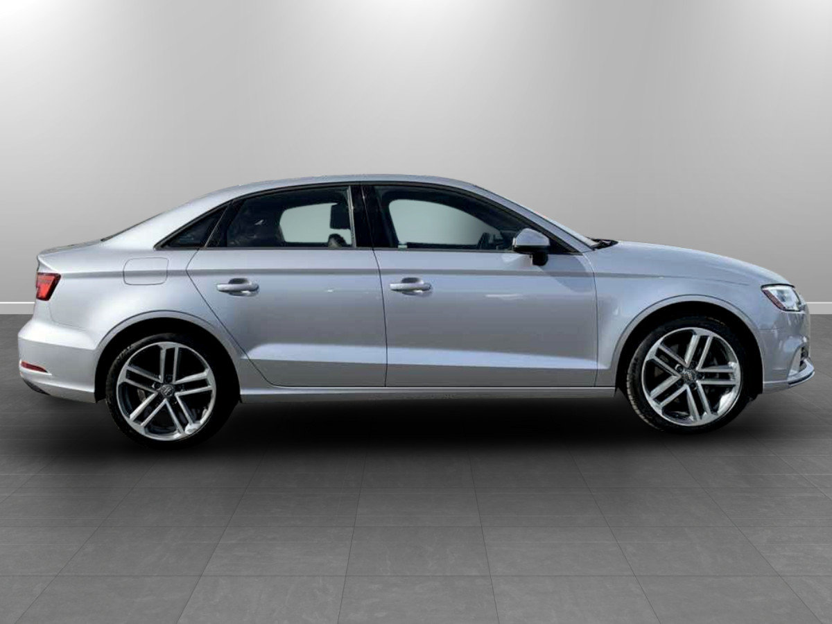 Used 2017 Audi A3 2.0T Premium w/ Convenience Package AWD/4WD image 8
