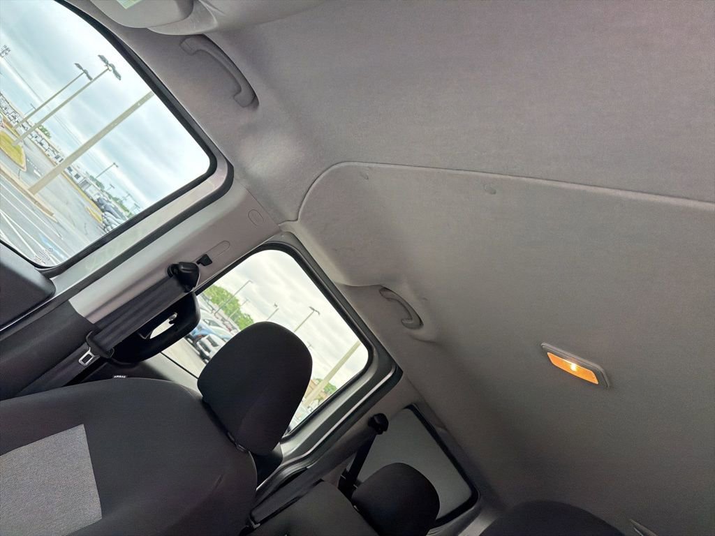 Used 2015 RAM ProMaster City Tradesman SLT w/ Rear Back-up Camera Group FWD image 9
