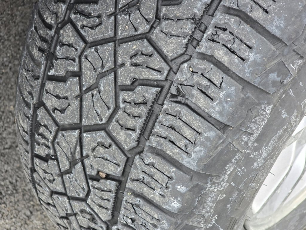 Used 2018 Chevrolet Silverado 1500 LT image 29