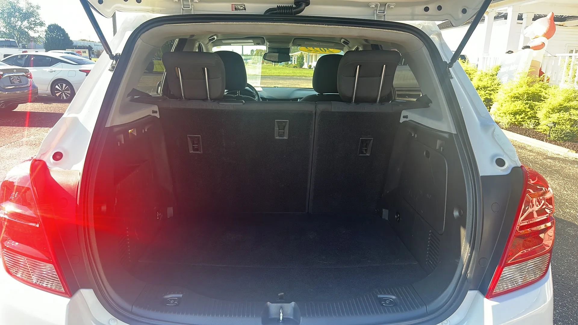 Used 2022 Chevrolet Trax LS w/ Tint and Cruise Package image 19