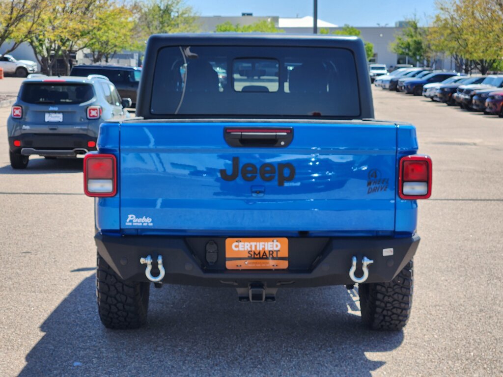 Certified 2023 Jeep Gladiator Willys AWD/4WD image 4