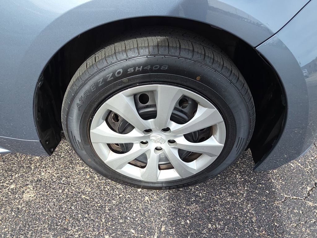 Used 2024 Toyota Corolla LE image 10