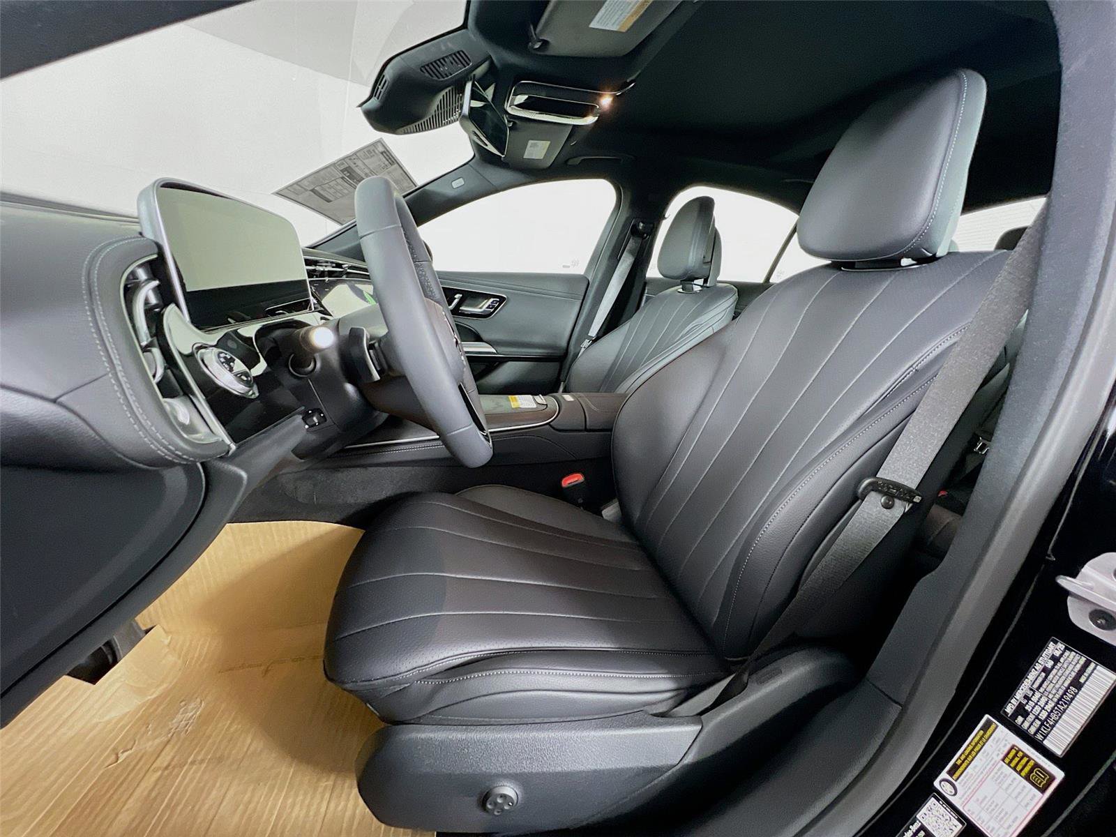 New 2026 Mercedes-Benz E 350 4MATIC Sedan image 19