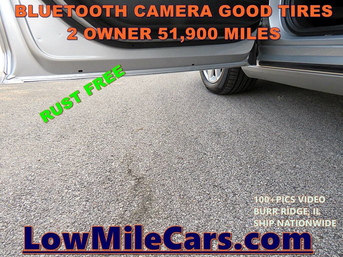 Used 2017 Chevrolet Impala LT w/ Convenience Package image 15