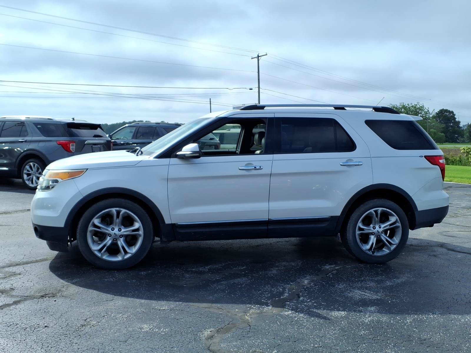 Used 2012 Ford Explorer Limited w/ Class III Trailer Tow Pkg AWD/4WD image 5