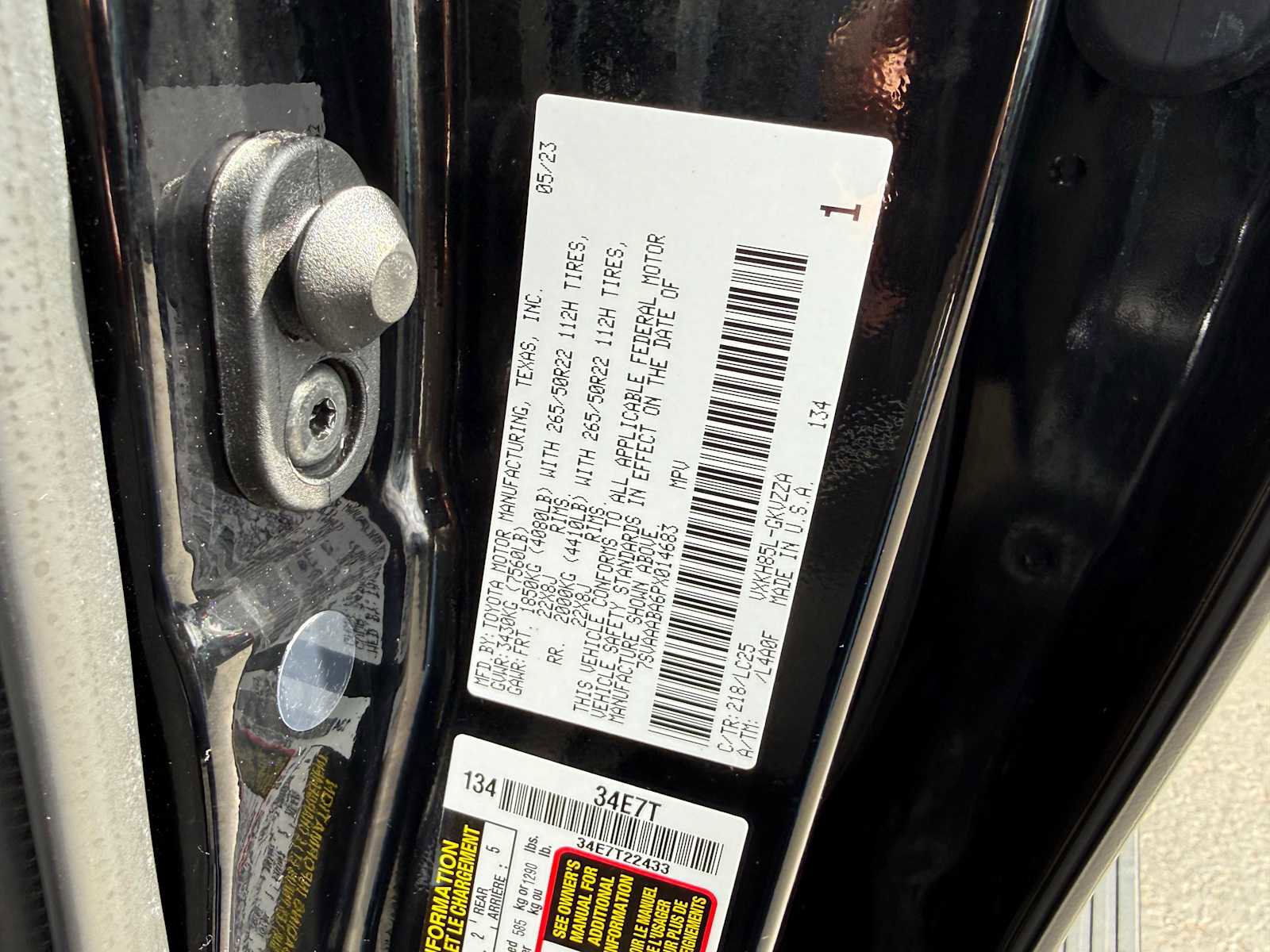 Used 2023 Toyota Sequoia Capstone AWD/4WD image 45