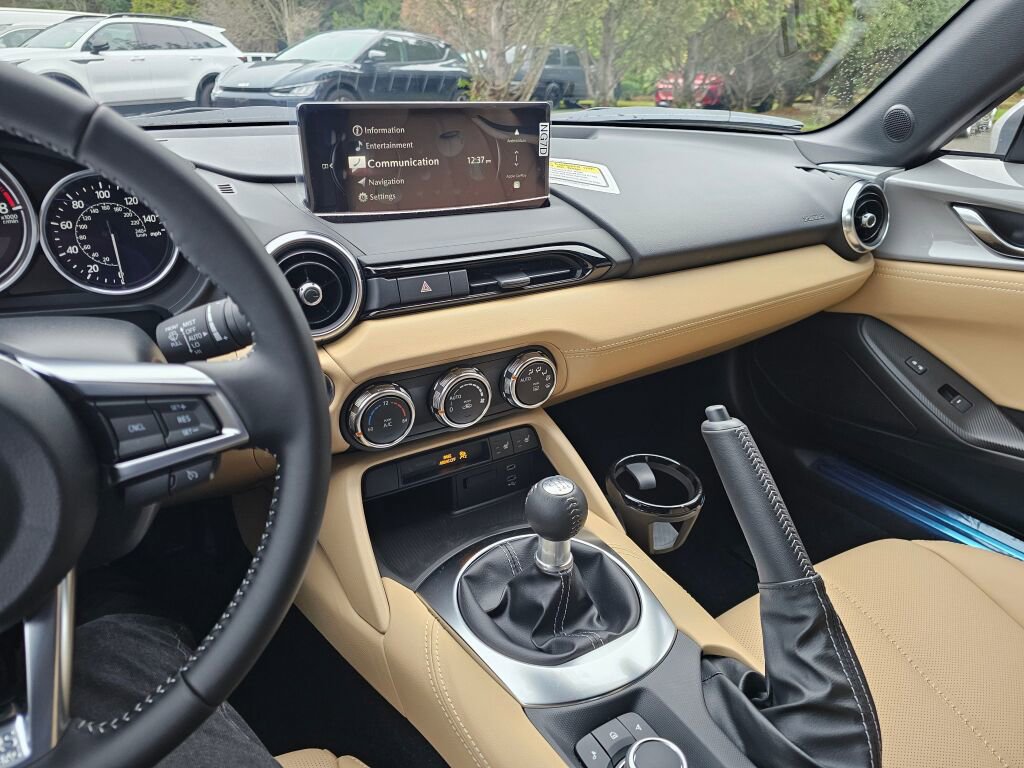 New 2025 MAZDA MX-5 Miata Grand Touring w/ Appearance Package image 18