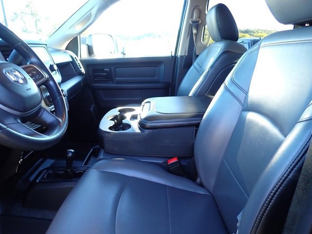 Used 2020 RAM 3500 Tradesman w/ Chrome Appearance Group image 19