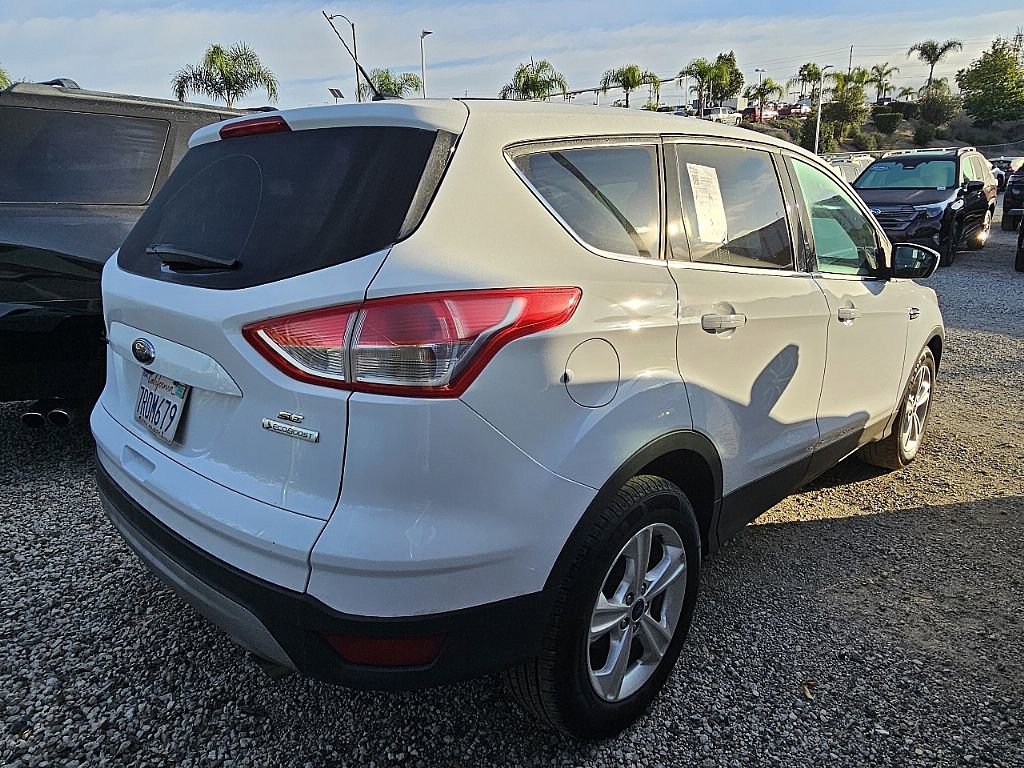Used 2016 Ford Escape SE image 9