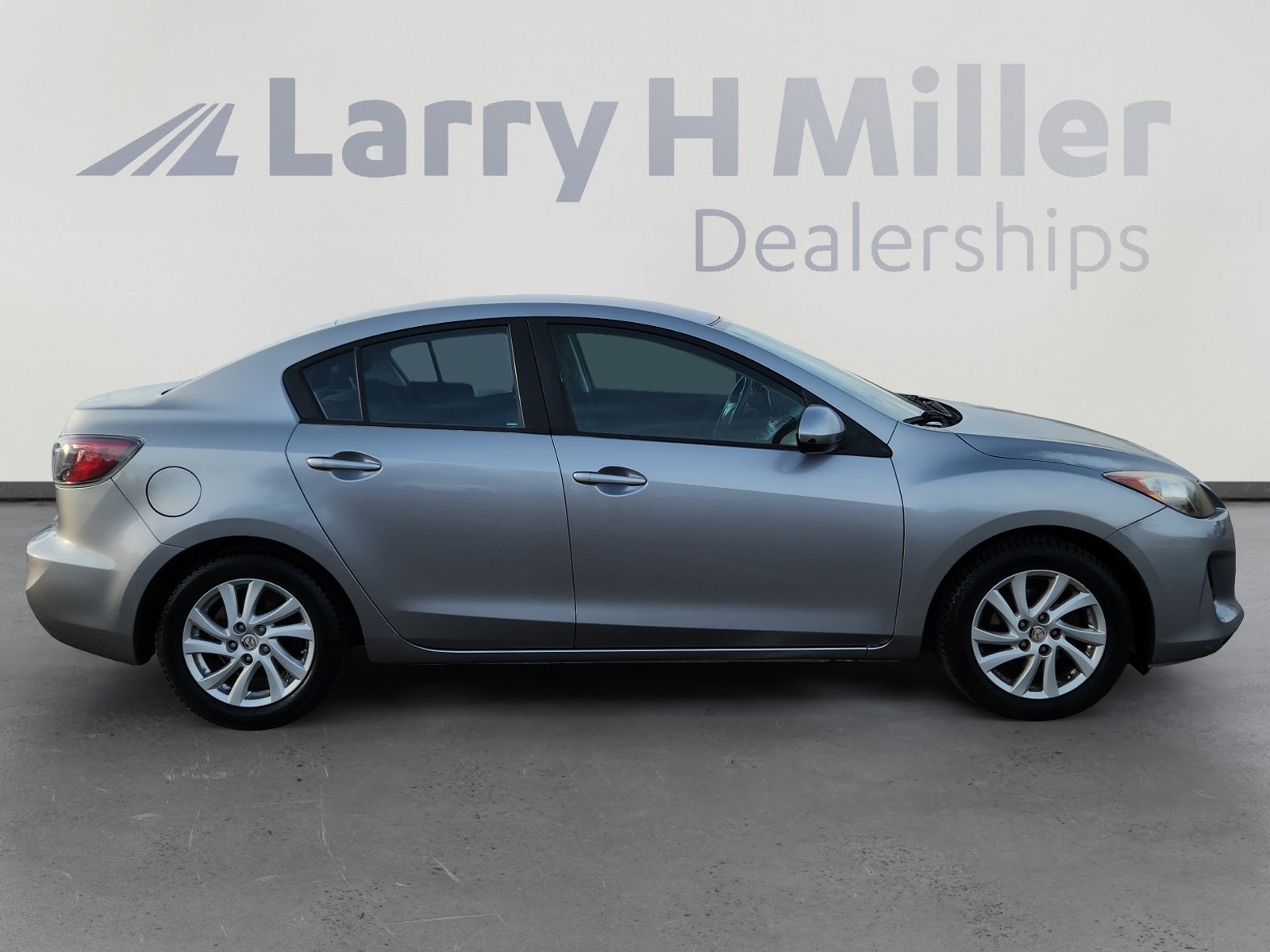 Used 2012 MAZDA MAZDA3 i Touring image 7