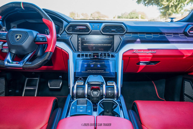 Used 2019 Lamborghini Urus image 23