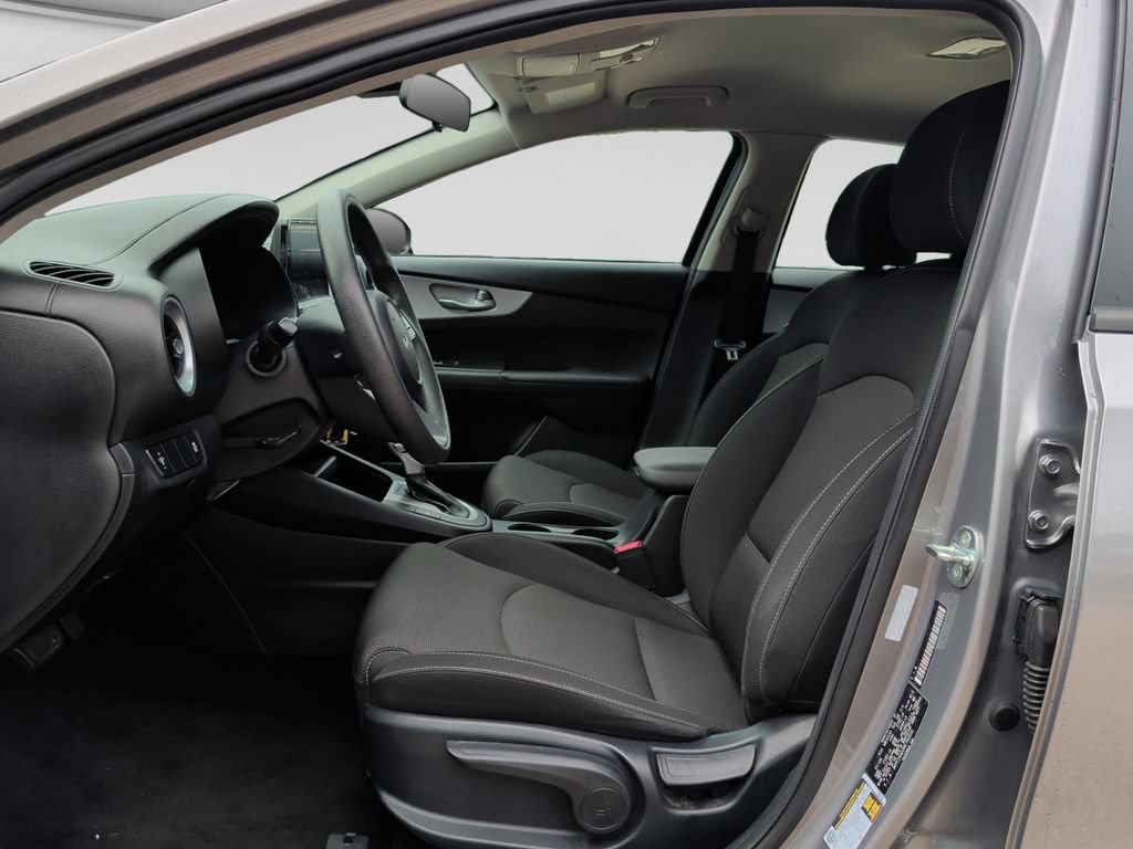 Used 2024 Kia Forte LXS FWD image 16