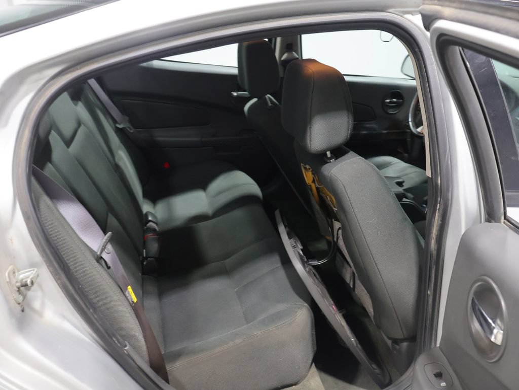 Used 2004 Pontiac Grand Prix GT2 w/ GT Sport Appearance Package FWD image 22