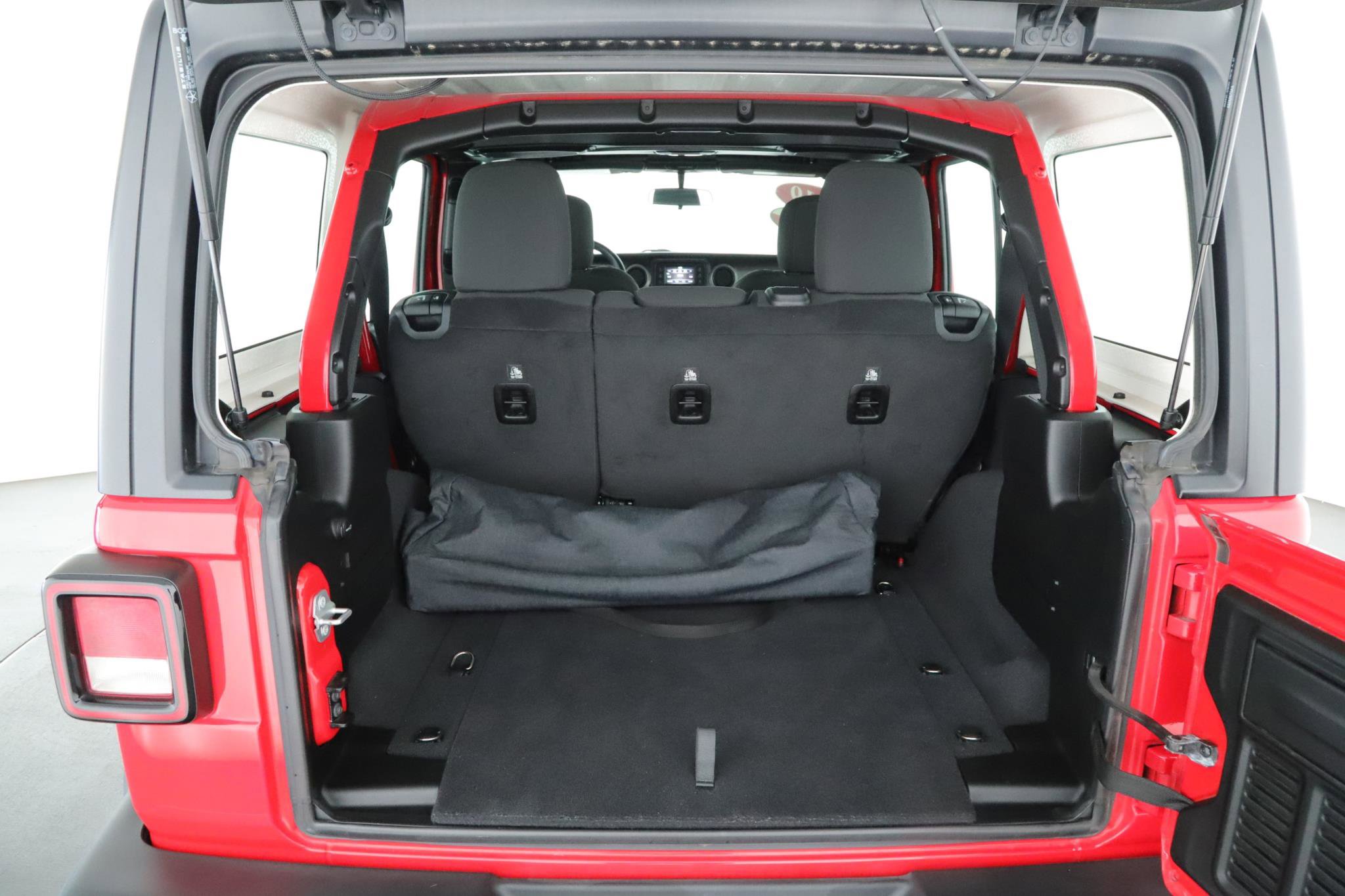 Certified 2019 Jeep Wrangler Unlimited Sport image 16