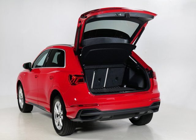 Used 2025 Audi Q3 2.0T Premium w/ Convenience Package AWD/4WD image 6