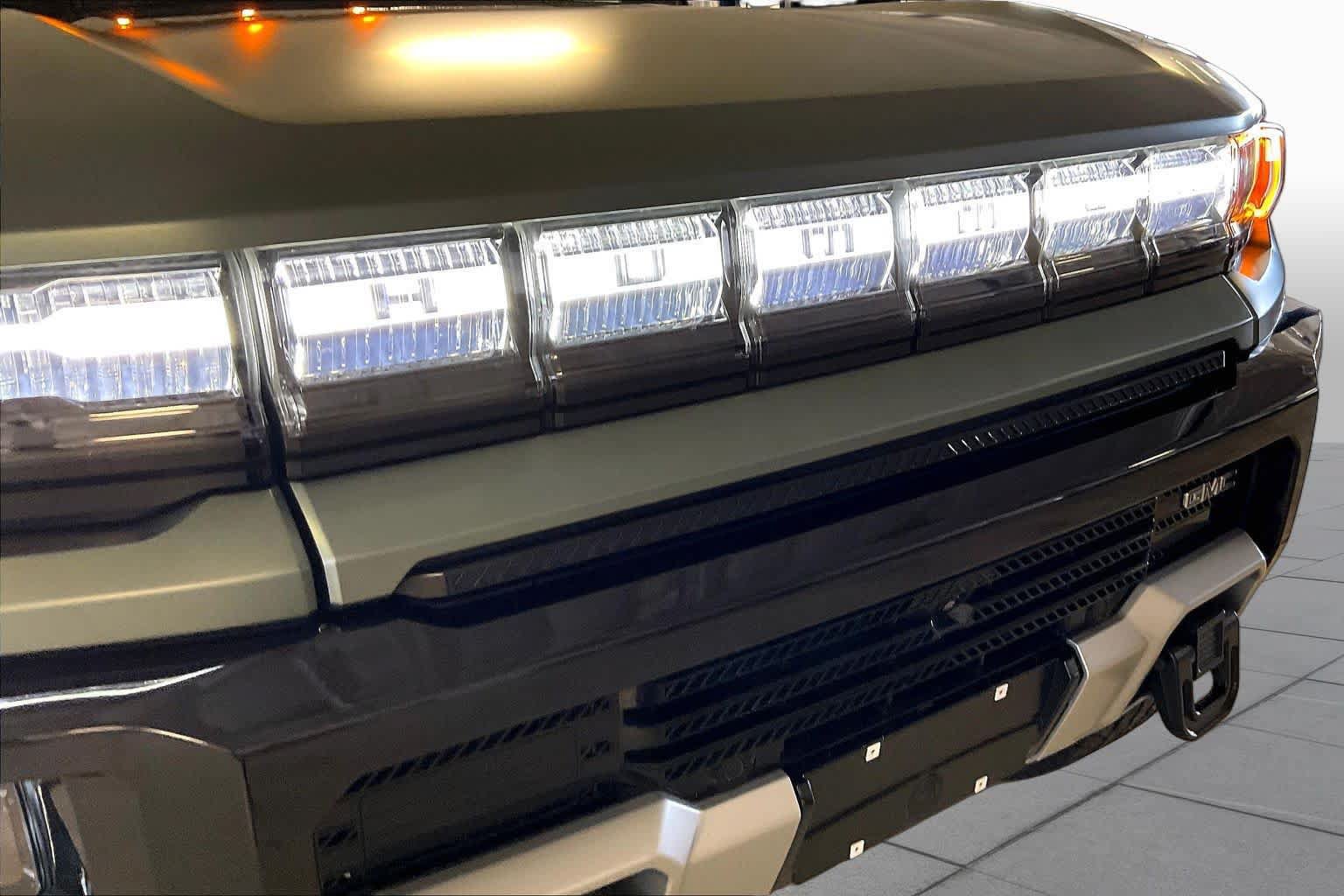 Used 2024 GMC Hummer EV 3X AWD/4WD image 30