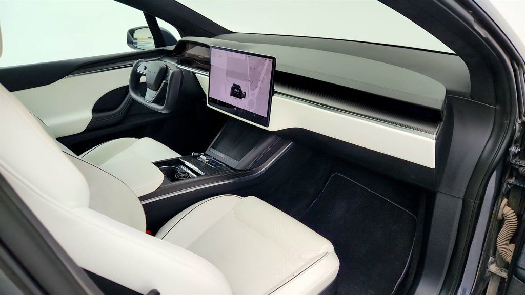 Used 2022 Tesla Model X Plaid AWD/4WD image 32