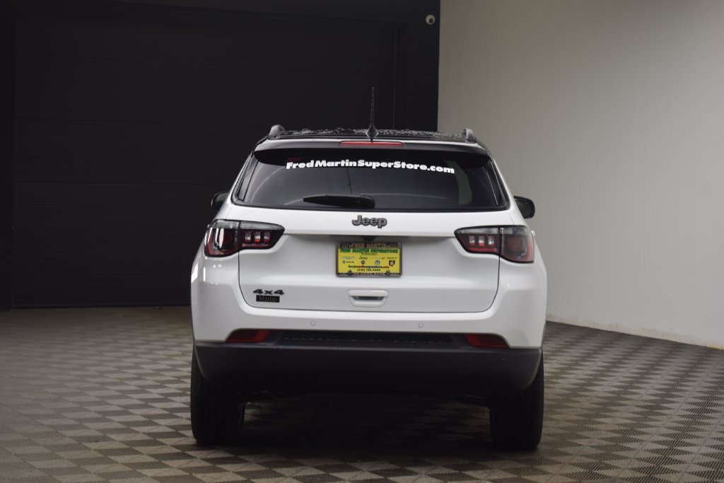 New 2026 Jeep Compass Limited AWD/4WD image 10
