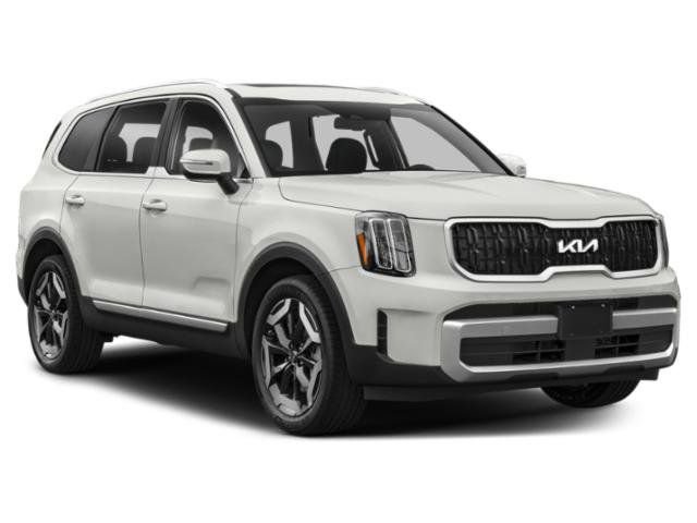 Used 2023 Kia Telluride EX w/ EX Captain's Chair Package image 44